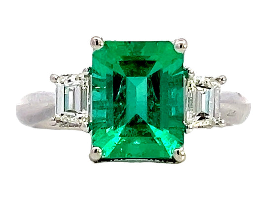 RING, 18KW, EMERALD, E/C, 10x8 mm